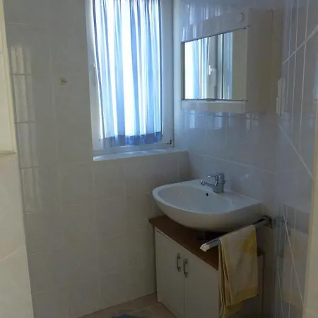 アパート Monika ボーデンスドルフ