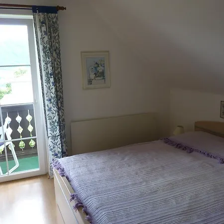 Monika ボーデンスドルフ